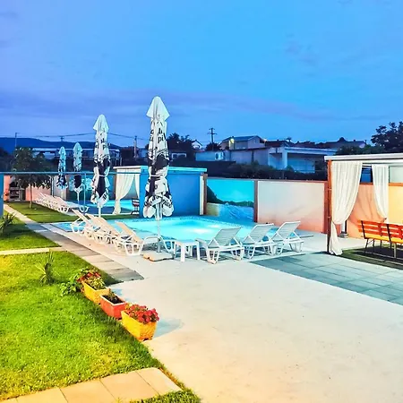 Bise Vikendica Blagaj