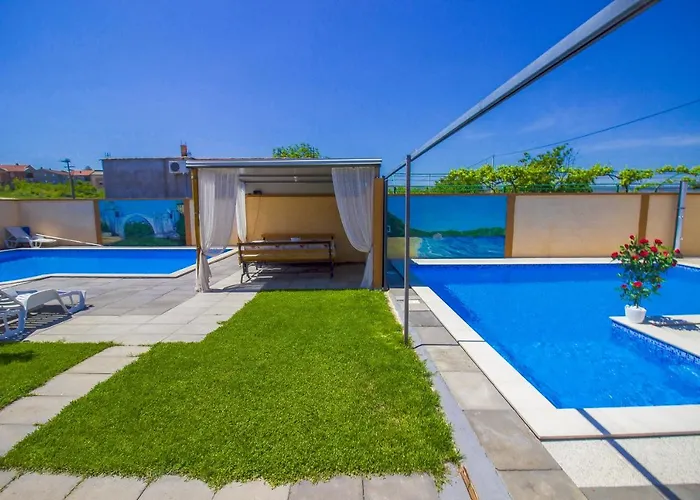 Bise Hébergement de vacances *